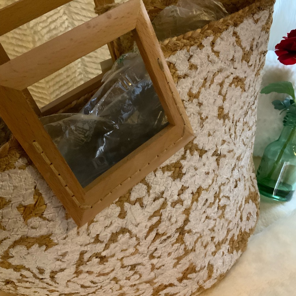 Antik Kraft Floral Patterned Basket in Tan and Cream - Picture 6 of 9